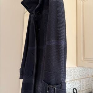 Burberry Women's  grey and navy  100% wool coat made in Italy Eu 44 US 10